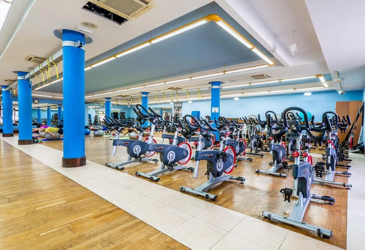 بيت للعطل Red Volcano- Pool, Gym And Activities In Sport Center Fariones Included بويرتو ذيل كارمين